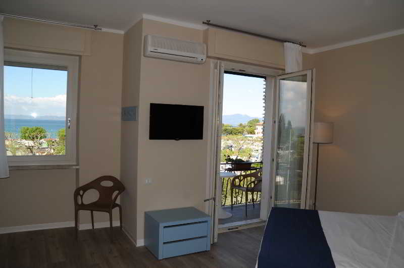 Hotel Ca' Mura Бардолино Екстериор снимка